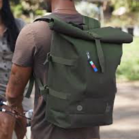 COPY - NWT Waterproof Backpack, Dark Green - Picture 6 of 7